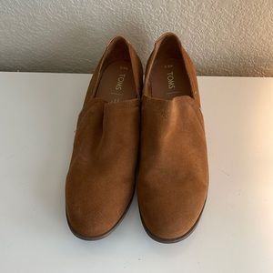 Tom’s womens shoes, Size 8.5